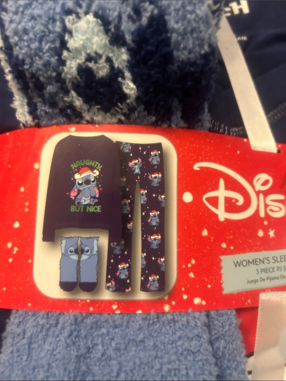 NWT Sz 2x Disney stitch Christmas pajamas